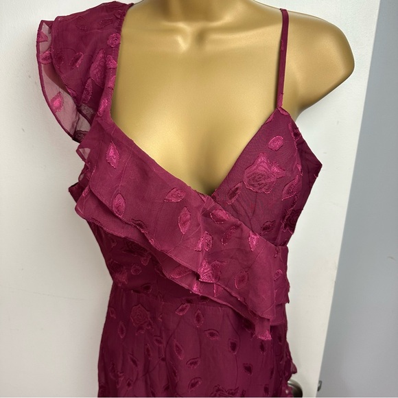 Lulus Burgundy Forever Be Floral Jacquard Ruffled Asymmetrical Maxi Dress NWOT S - Picture 11 of 16